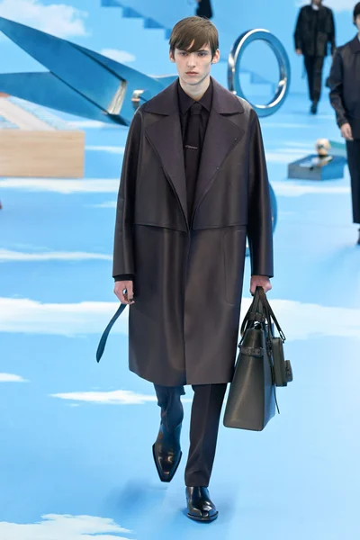 Look 31